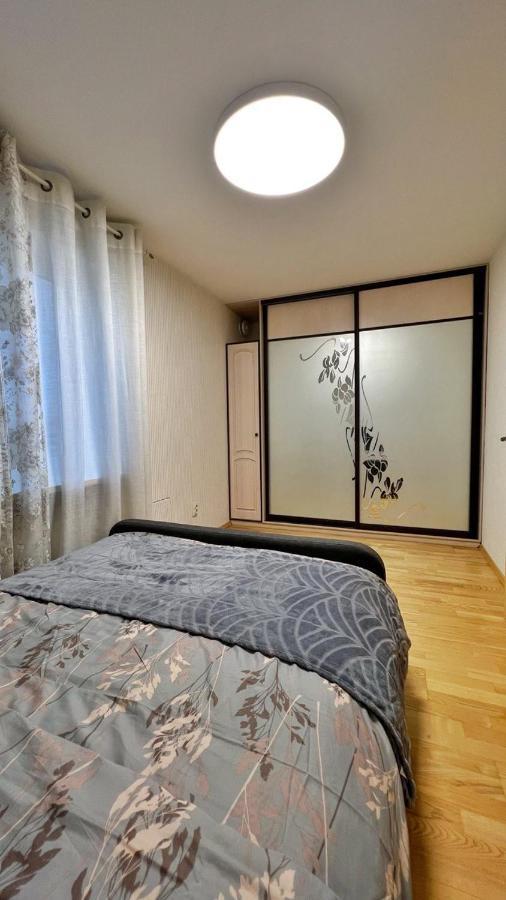 New Apartment With A View In The Town Center Narva Exterior foto